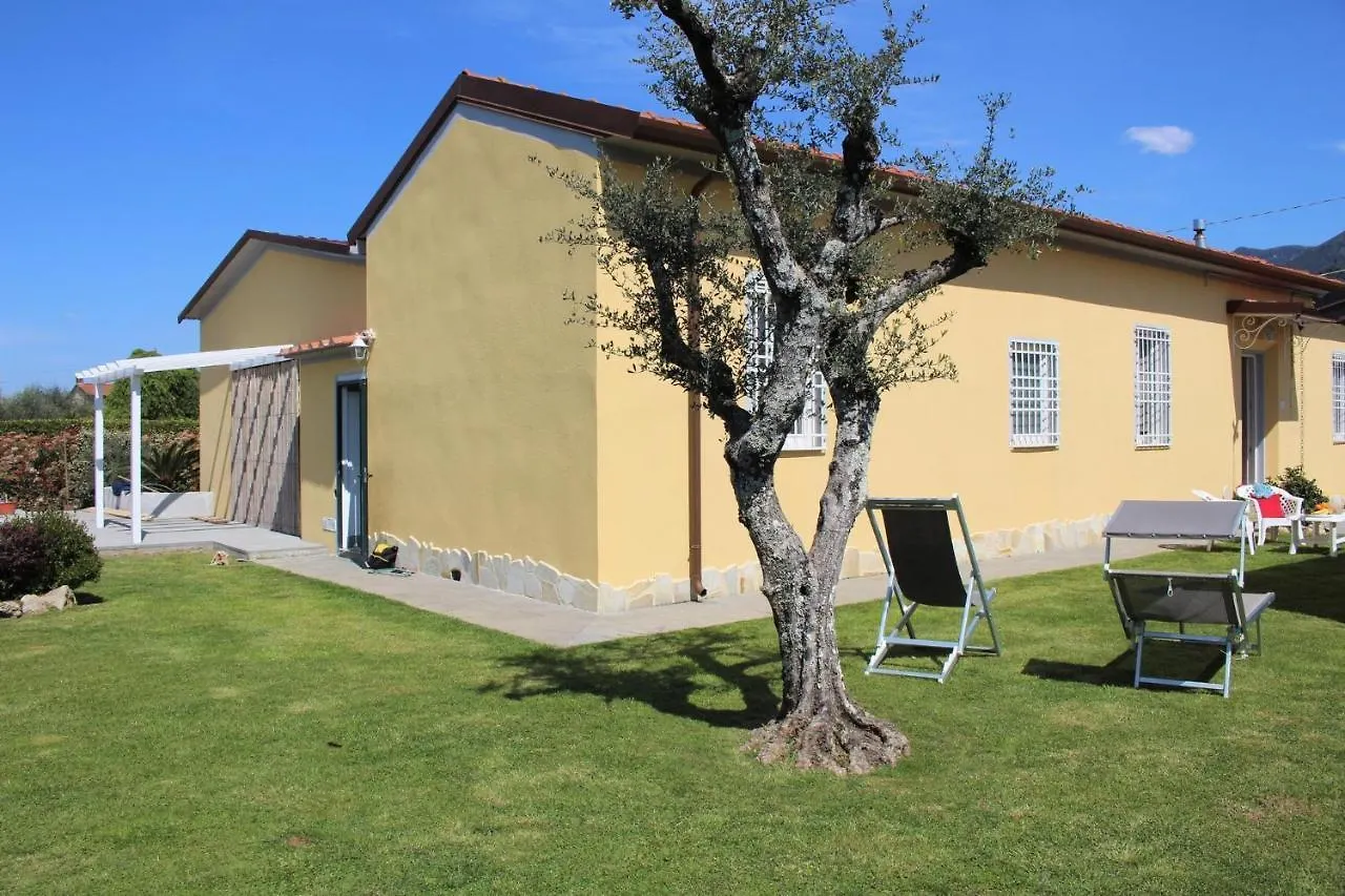 Holiday home Villa Marco, Capezzano Pianore Italy